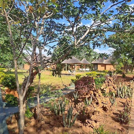 Irock Lodge Victoria Falls Zewnętrze zdjęcie