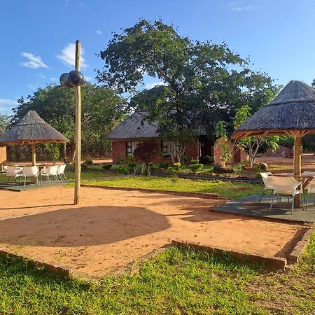 Irock Lodge Victoria Falls Zewnętrze zdjęcie