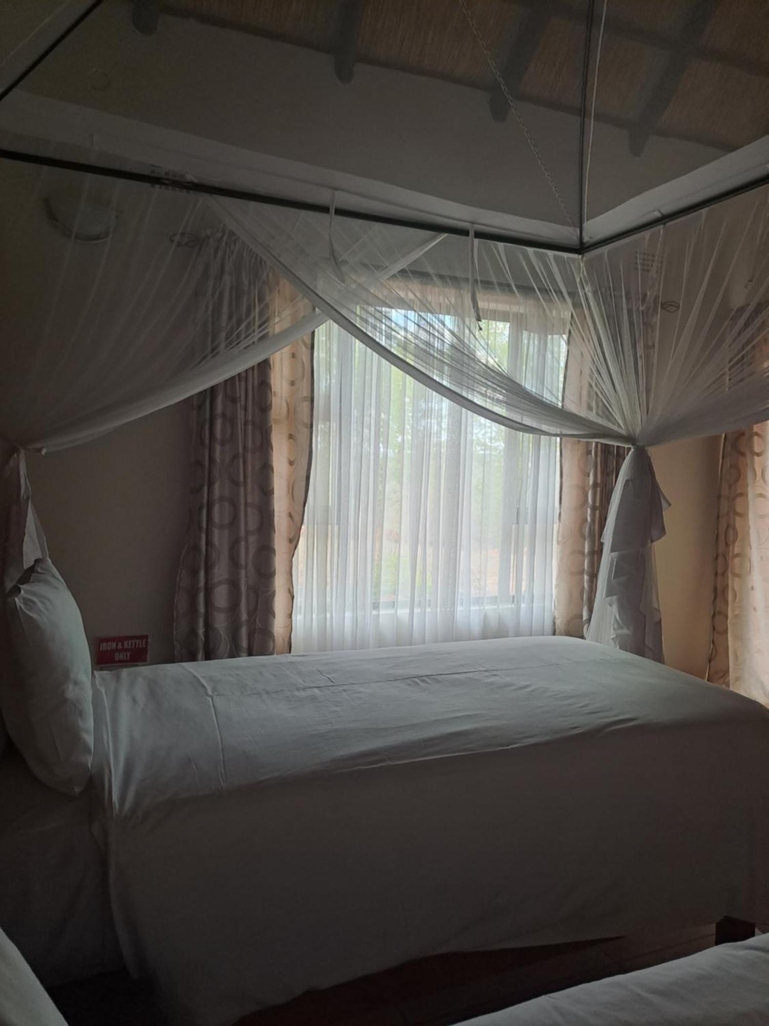 Irock Lodge Victoria Falls Zewnętrze zdjęcie