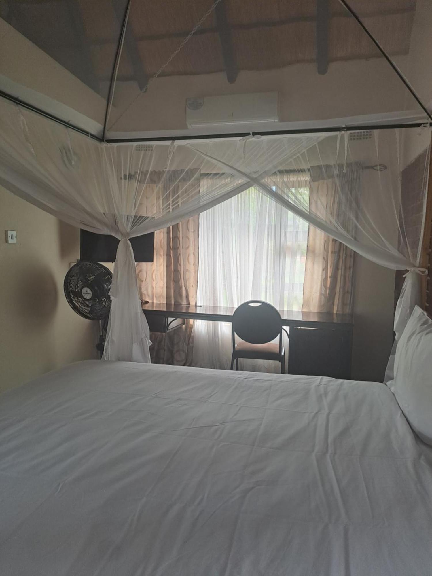 Irock Lodge Victoria Falls Zewnętrze zdjęcie