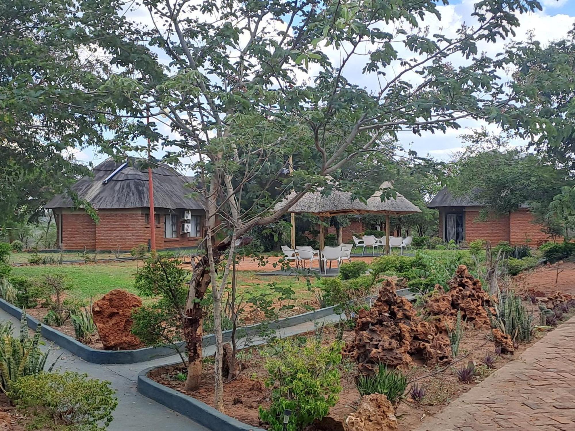 Irock Lodge Victoria Falls Zewnętrze zdjęcie