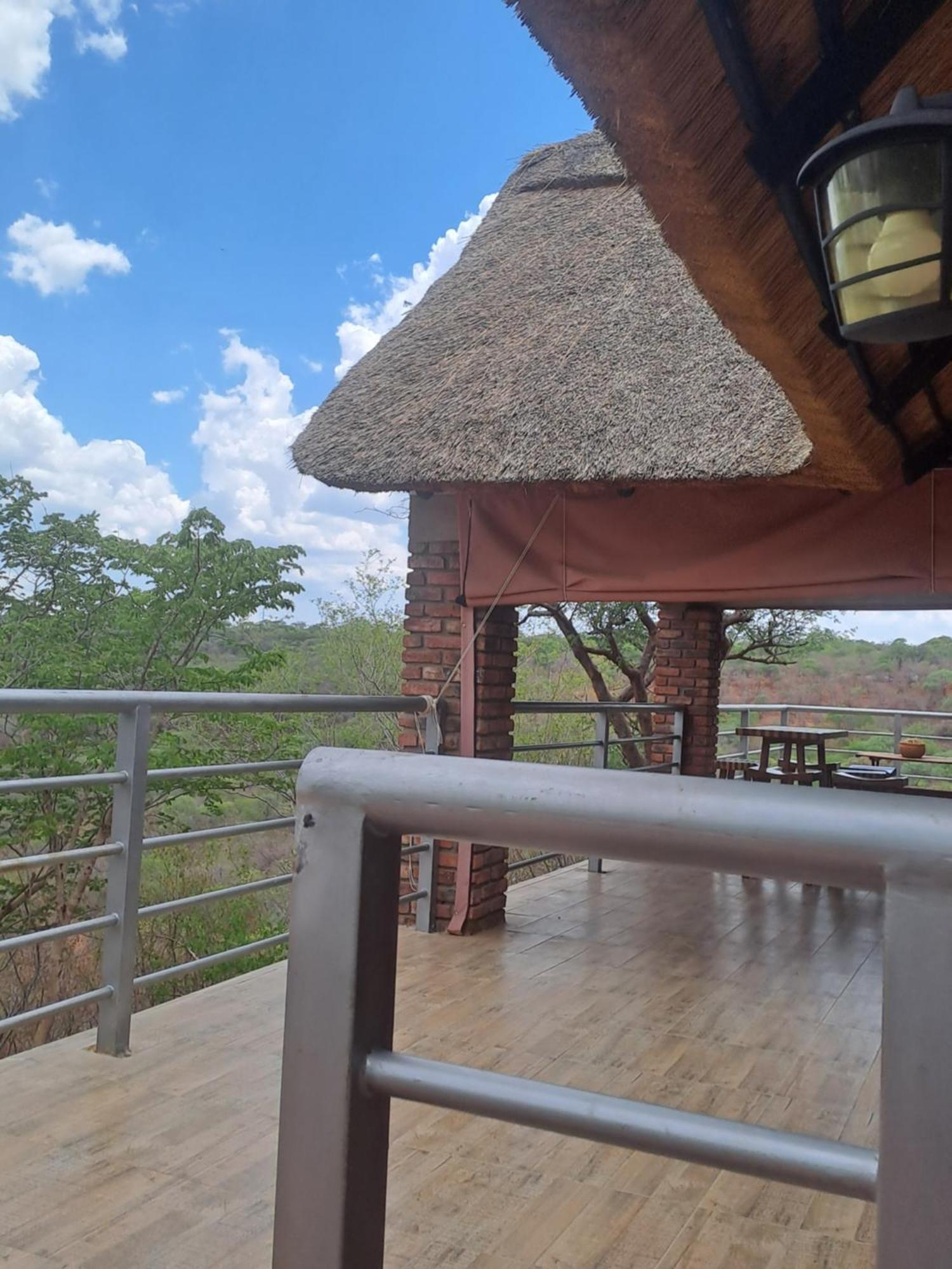 Irock Lodge Victoria Falls Zewnętrze zdjęcie
