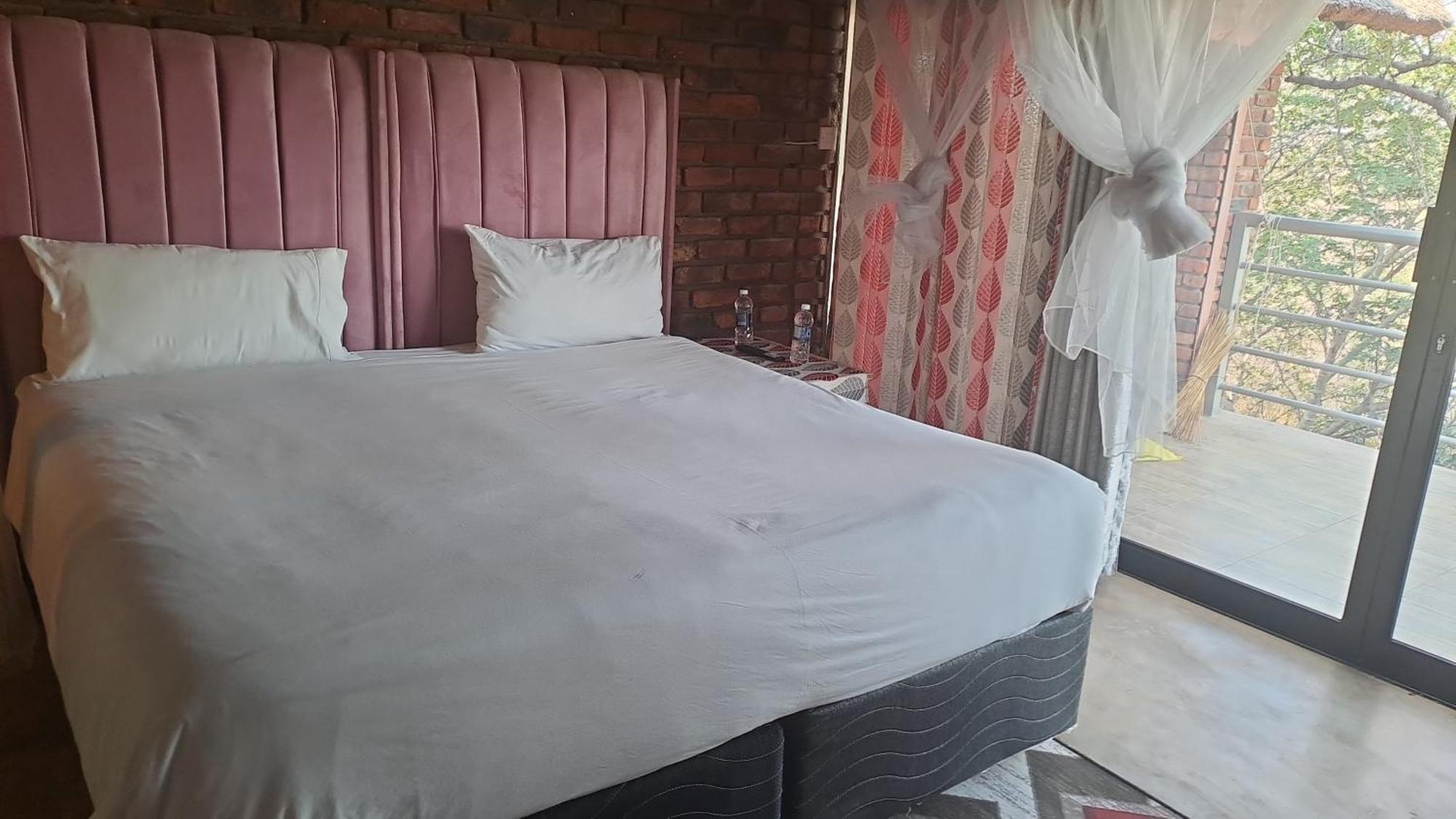 Irock Lodge Victoria Falls Zewnętrze zdjęcie
