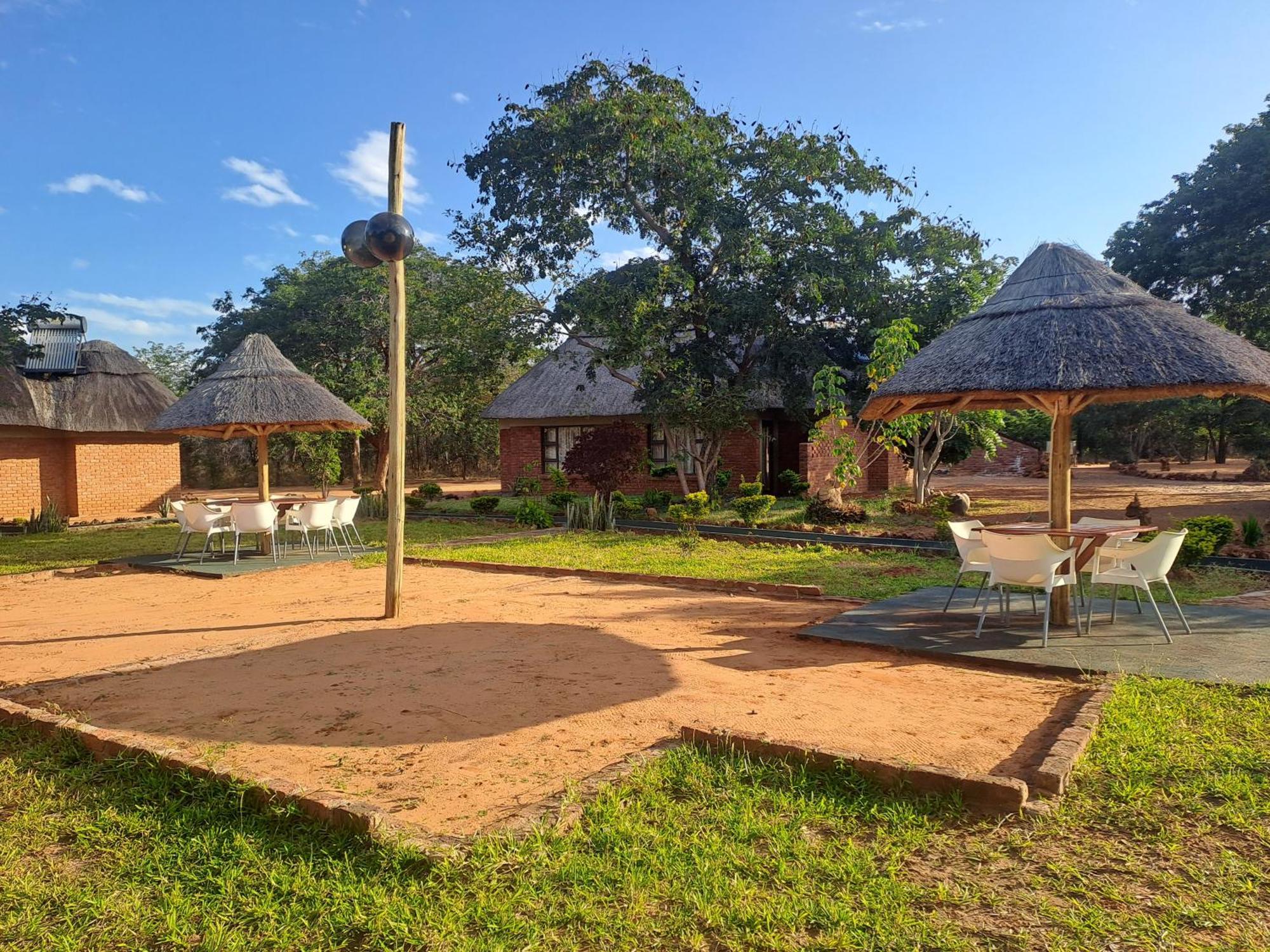 Irock Lodge Victoria Falls Zewnętrze zdjęcie