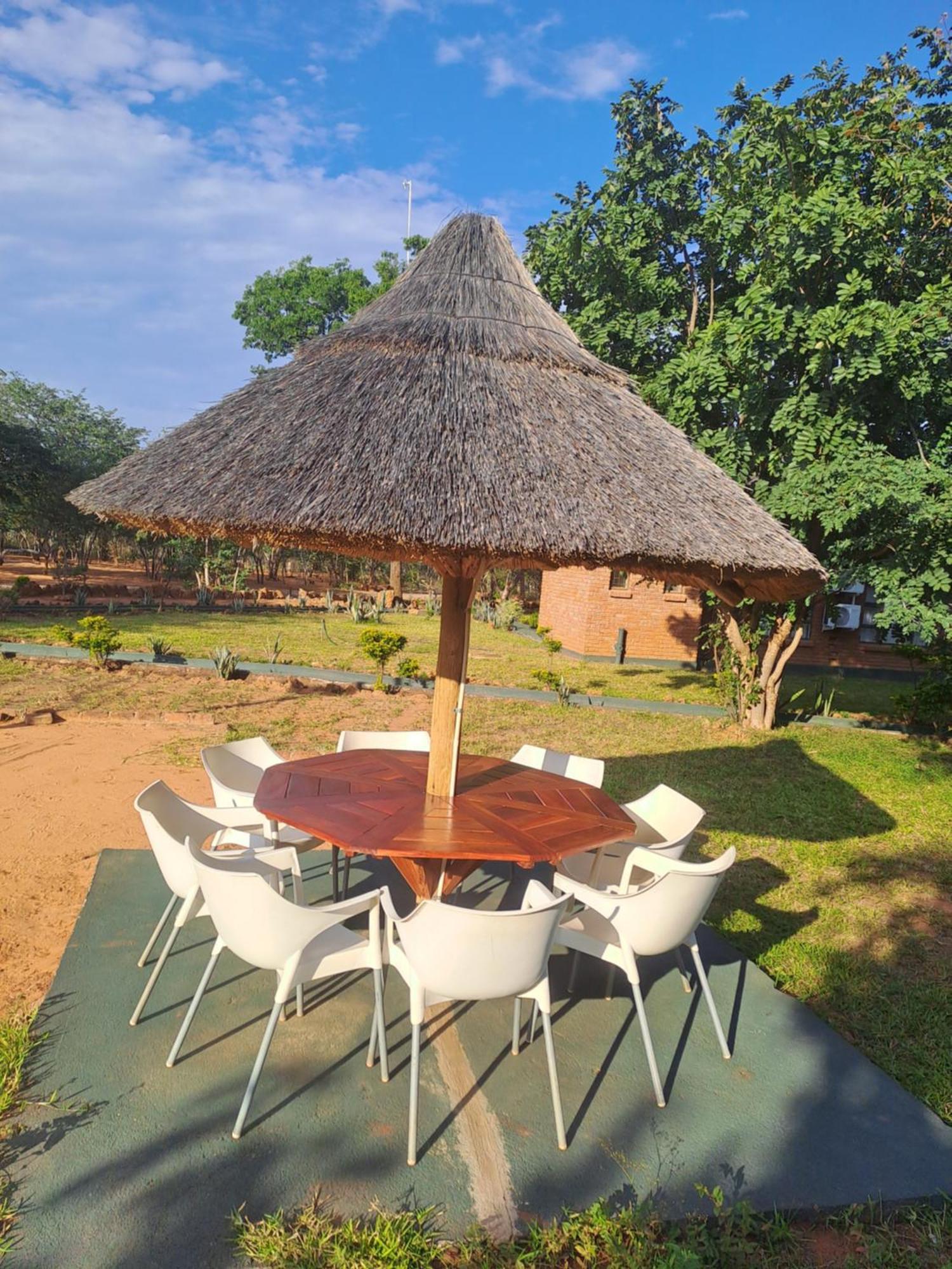 Irock Lodge Victoria Falls Zewnętrze zdjęcie
