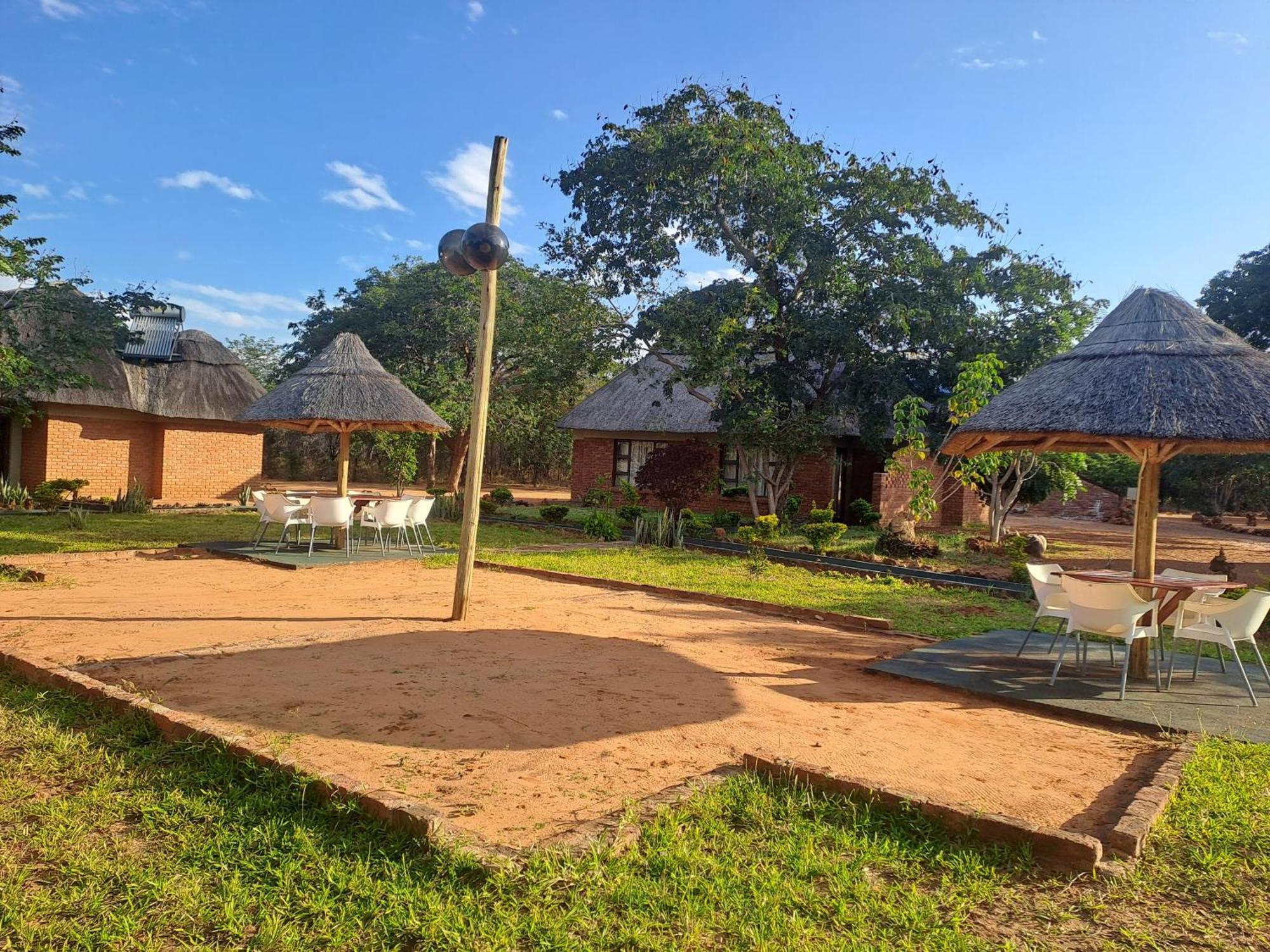 Irock Lodge Victoria Falls Zewnętrze zdjęcie