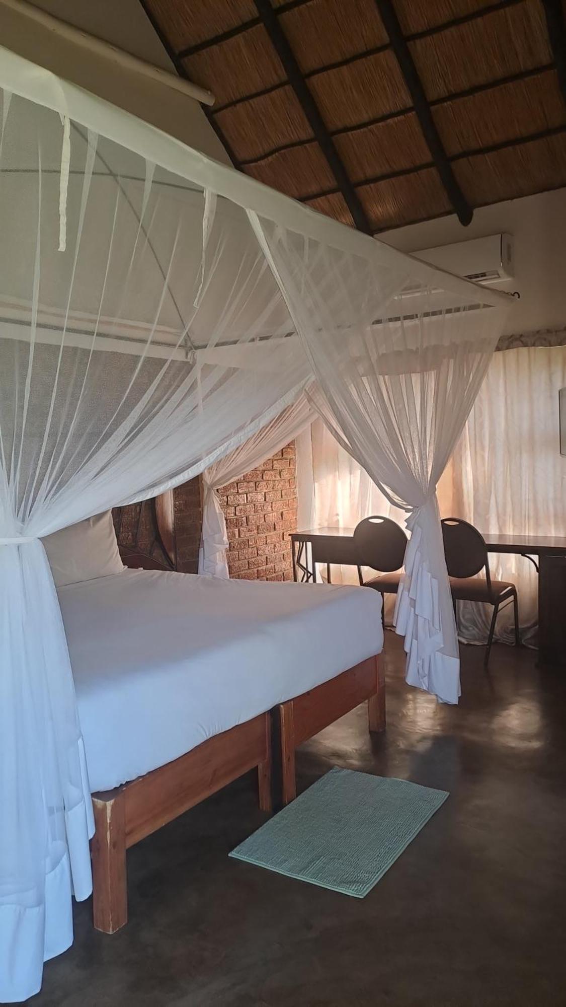Irock Lodge Victoria Falls Zewnętrze zdjęcie